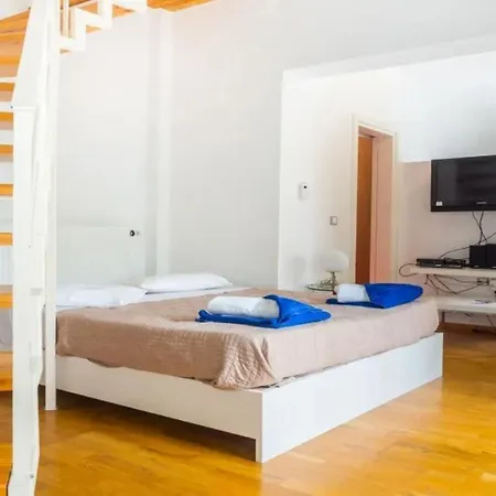 Archontiko Tis Ioannas Pigí