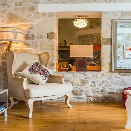 Archontiko Tis Ioannas Villa Pigi (Crete)